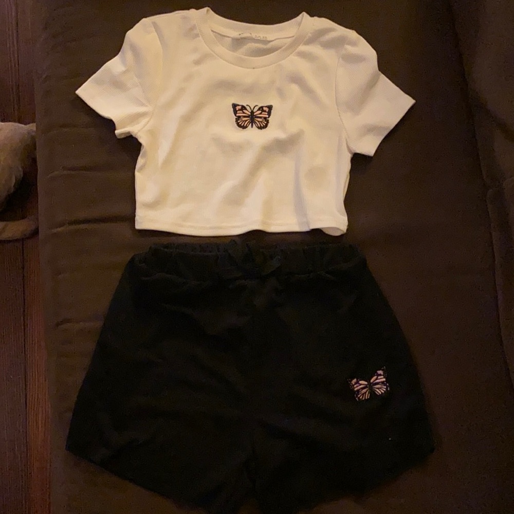 Girls matching butterfly embroidered shorts set